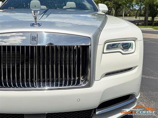 English White 2017 Rolls-Royce Dawn
