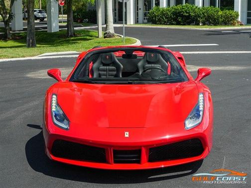 2018 Ferrari 488 Spider Base