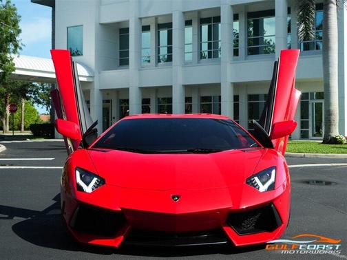 2015 Lamborghini Aventador LP700-4