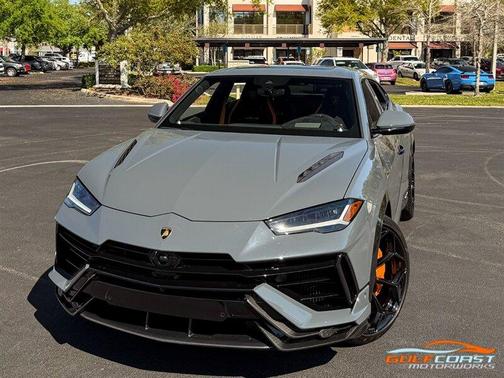 2024 Lamborghini Urus Performante