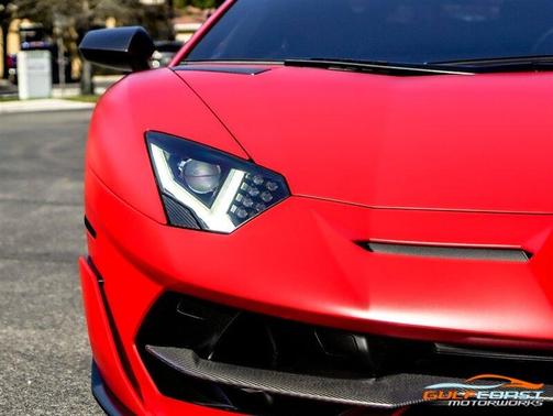 2019 Lamborghini Aventador SVJ Base