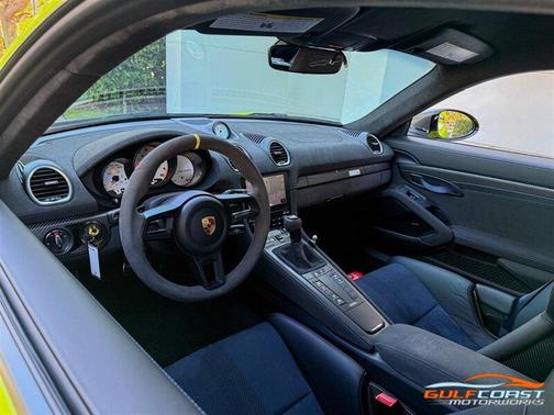 2023 Porsche 718 Cayman GT4 RS