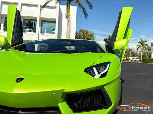 2014 Lamborghini Aventador LP700-4