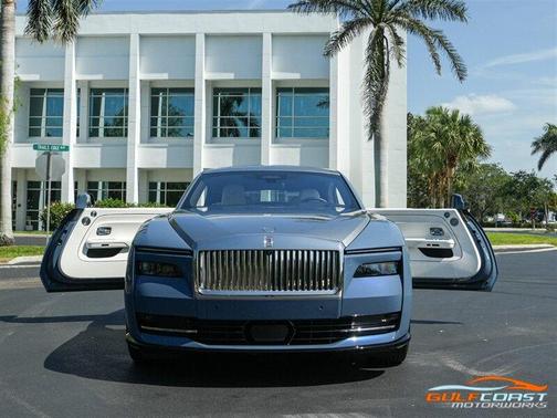 2024 Rolls-Royce Spectre Base