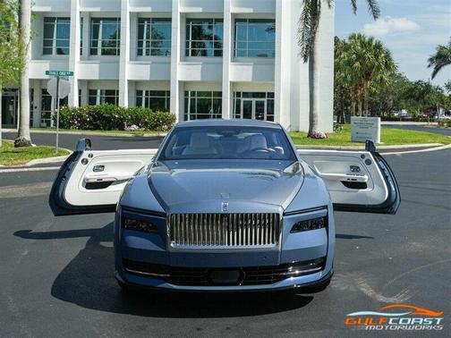 2024 Rolls-Royce Spectre Base