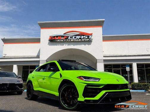 Verde Mantis Pearl 2021 Lamborghini Urus
