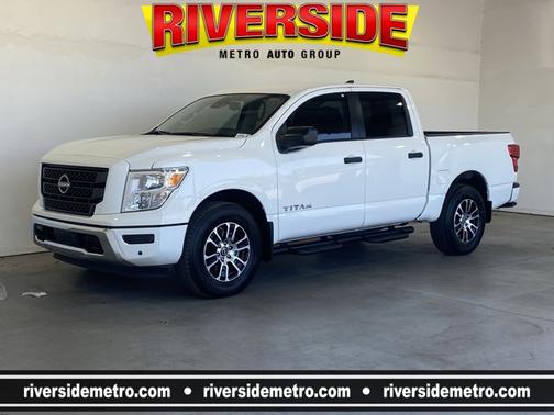 2024 Nissan Titan SV