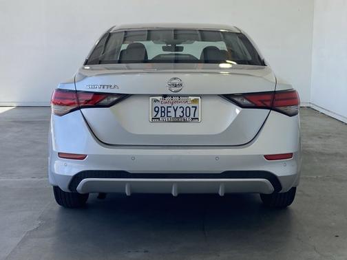 2022 Nissan Sentra S