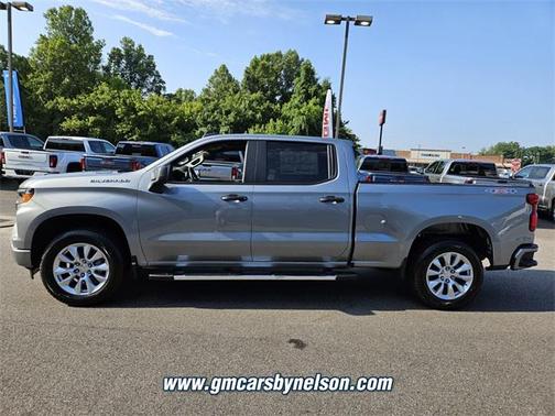 2025 Chevrolet Silverado 1500 Custom