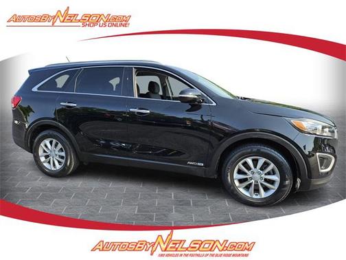 2017 Kia Sorento LX