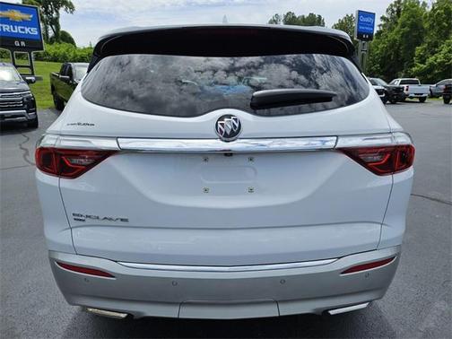 2023 Buick Enclave Essence AWD