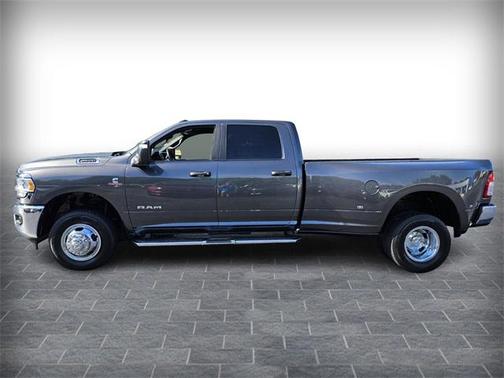 2024 RAM 3500 Big Horn Crew Cab 4x4 8' Box