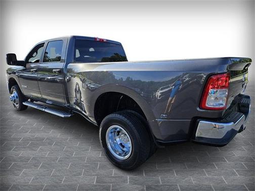 2024 RAM 3500 Big Horn Crew Cab 4x4 8' Box