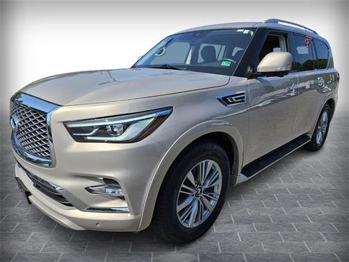 2021 INFINITI QX80 Luxe
