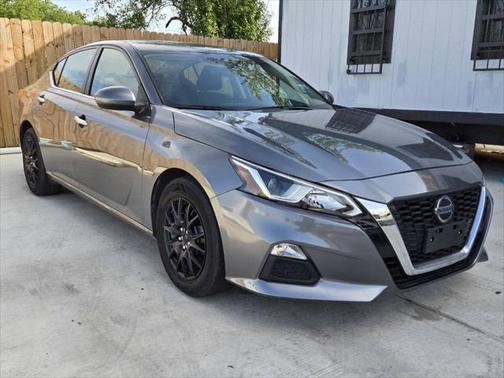 2022 Nissan Altima S FWD