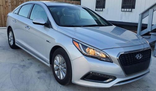 2016 Hyundai SONATA Hybrid SE