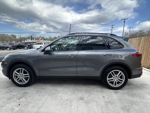 2016 Porsche Cayenne S