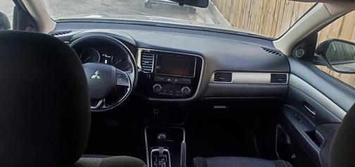 2017 Mitsubishi Outlander SE