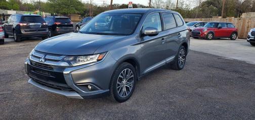 2017 Mitsubishi Outlander SE