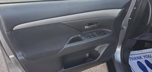 2017 Mitsubishi Outlander SE