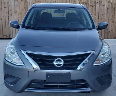 2019 Nissan Versa 1.6 S+
