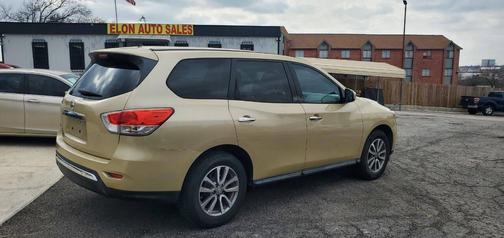 2013 Nissan Pathfinder S