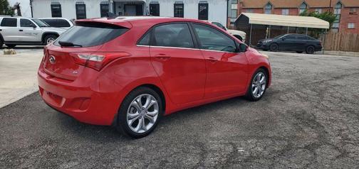 Geranium Red 2013 Hyundai Elantra GT Base