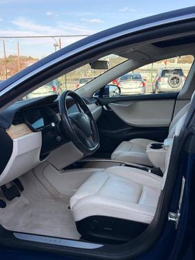 2018 Tesla Model S 75D