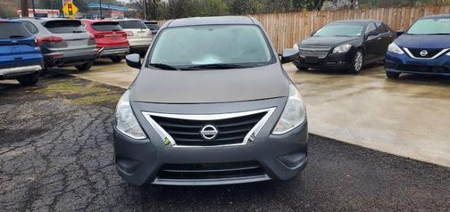 2017 Nissan Versa 1.6 SV