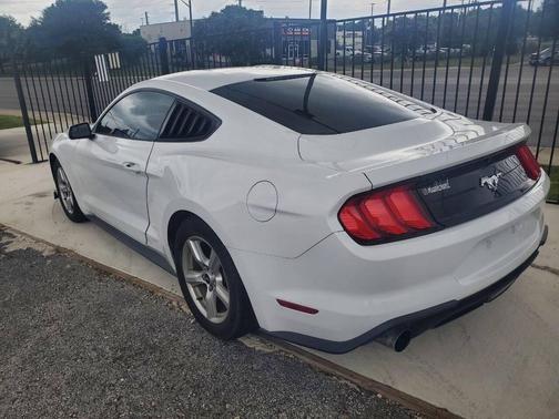 2018 Ford Mustang EcoBoost