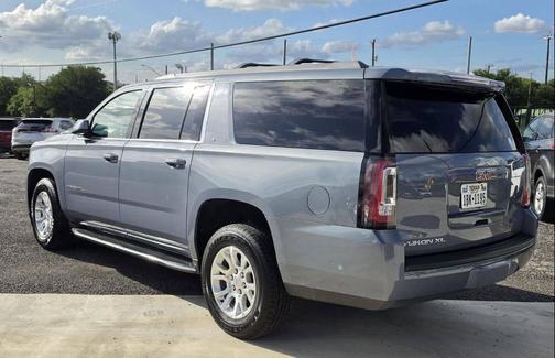 Gray 2016 GMC Yukon XL SLT