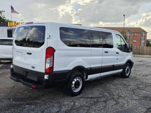 Oxford White 2019 Ford Transit-150 XL