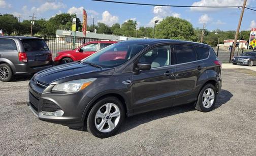 Magnetic 2016 Ford Escape SE