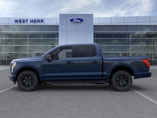 2025 Ford F-150 Lightning XLT