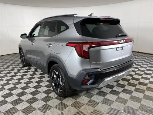 2025 Kia Seltos EX