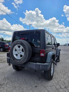 2018 Jeep Wrangler JK Unlimited Sahara