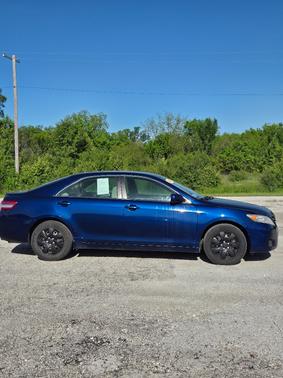 2010 Toyota Camry LE