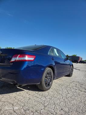 2010 Toyota Camry LE