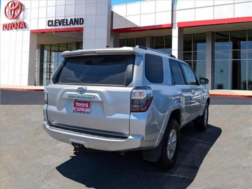 Classic Silver Metallic 2024 Toyota 4Runner SR5 Premium