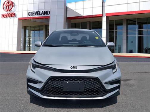 Classic Silver Metallic 2024 Toyota Corolla SE
