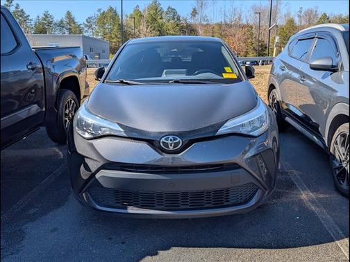 2021 Toyota C-HR XLE