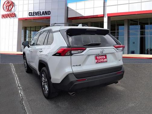 Wind Chill Pearl 2024 Toyota RAV4 XLE Premium