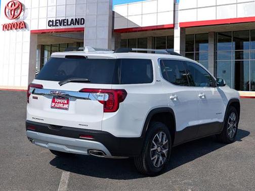 2023 GMC Acadia AWD SLT