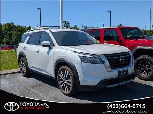 Everest White Pearl Tricoat 2025 Nissan Pathfinder Platinum FWD