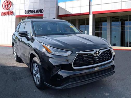 2022 Toyota Highlander L