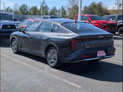 2025 Kia K4 LX