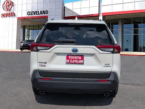 2022 Toyota RAV4 Hybrid XLE Premium