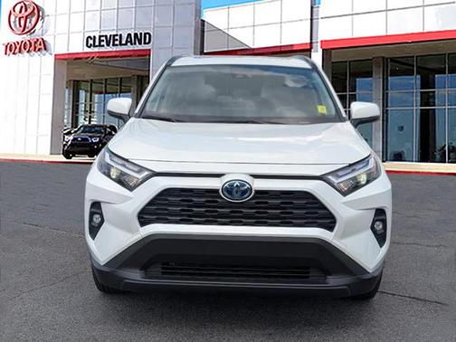 2022 Toyota RAV4 Hybrid XLE Premium