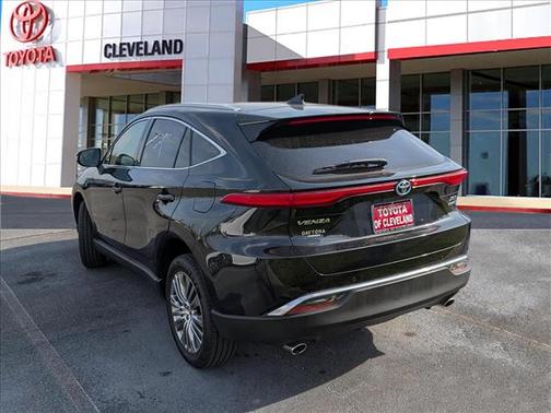 2022 Toyota Venza XLE