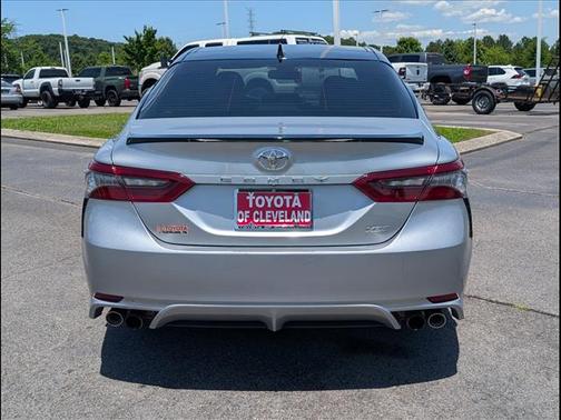 Celestial Silver Metallic/Midnight Black Metallic 2022 Toyota Camry XSE